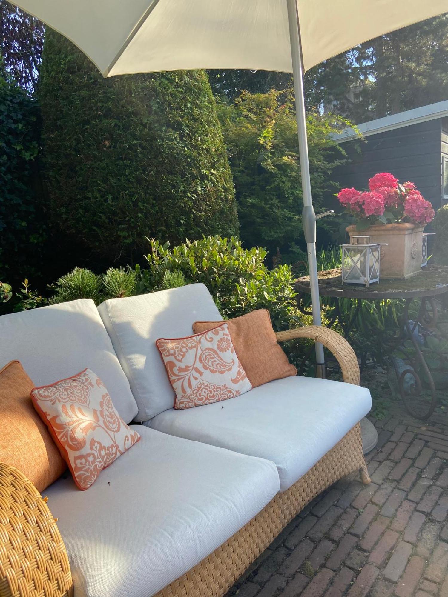 B&B Ereprijs Гаага Экстерьер фото